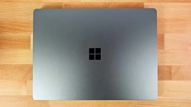 微软宣布将于 3 月 22 日举行新品发布会，Surface Pro 10 / Laptop 6 可期插图1